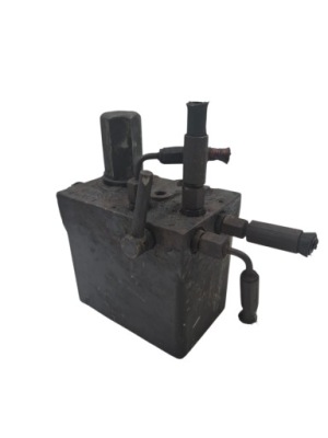 Man tga tgx помпа подъемник подъёма кабины фото №1