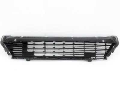 Opel combo e решётка бампера передняя 2018- фото №1