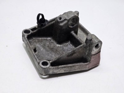 Кронштейн кронштейн генератора 1.4 vti peugeot citroen #4023 фото №1