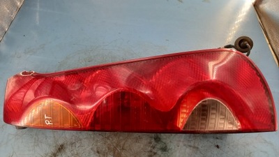 Лампа права задня nissan note 1.4b 06r фото №1