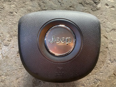 Jeep grand cheroke wk2 подушка водія фото №1