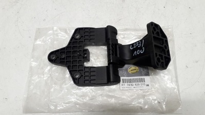 Daf lf volvo fl петля кронштейн капот 82829015 фото №1