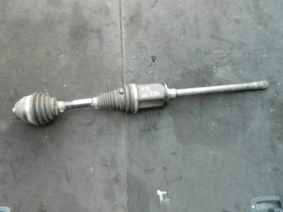 Bmw x1 e84 привідний вал правий перед 7591682 фото №1