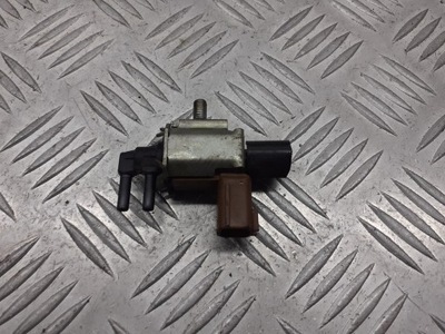 Клапан вакуумa mazda 5 2.0 k5t46597 фото №1