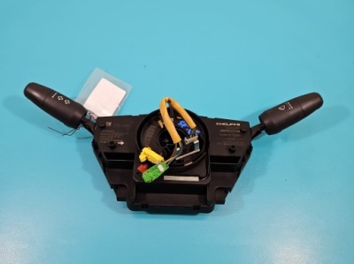 PRZEŁĄCZNIK ZESPOLONY OPEL CORSA D 13142283