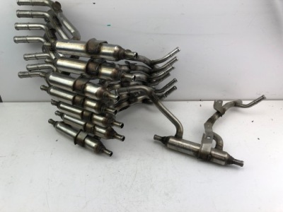 Toyota yaris iii 1,5hybrid трубка системи охолодження фото №1