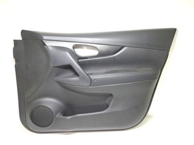 Nissan x-trail t32 обшивка оббивка двері перед передня права фото №1