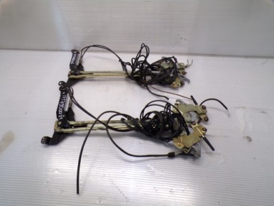 Привід замок дах засувка mercedes slk r 171 1717900071 фото №1