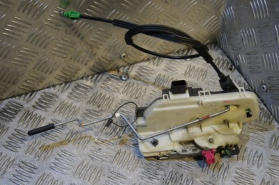 Замок дверь правый mustang v фото №1