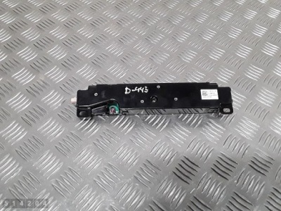 2024 tesla model y антенна 158560100e фото №1