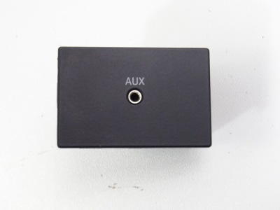 Audi a3 8v lift разъём аудио aux 81a035724 фото №1