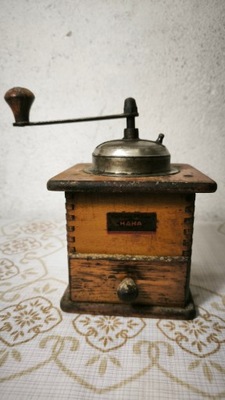 stary niemiecki młynek HAHA