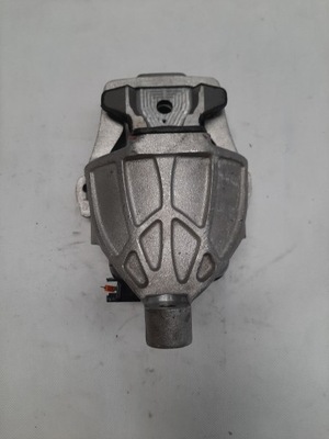 Подушка двигателя audi a4 b9 a5 8w0199372 фото №1