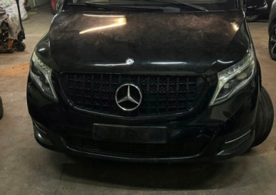 Mercedes v klasa 447 w447 kompletny перед фото №1