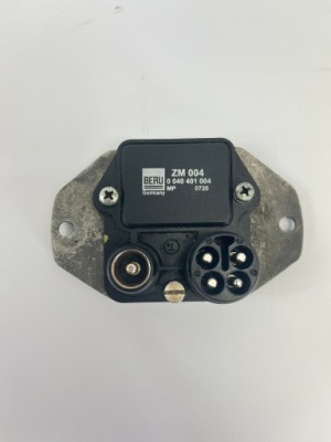 Модуль зажигания mercedes w126 w123 r107 w460 w461 280 2,8 0015458632 фото №1