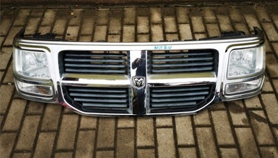 Dodge nitro решітка радіатора решітка радіатора рамка хром лампи демонтаж фото №1