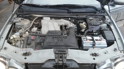 JAGUAR X-TYPE MOTOR 2,5 V6  