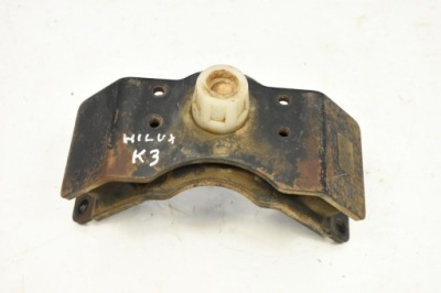 Подушка двигуна кронштейн 2.5d toyota hilux vii 11-15 фото №1