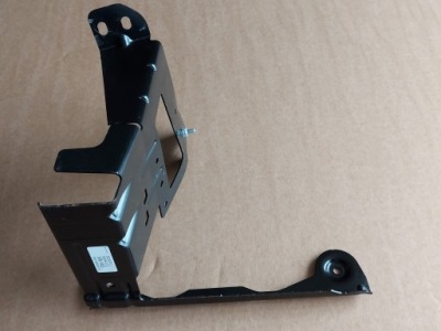 Audi a3 sportback кронштейн webasto 3q0819013j фото №1