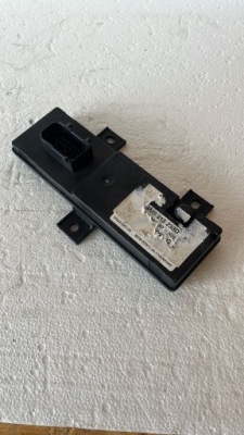 Блок керування модуль акумулятор audi 4m0915233d фото №1