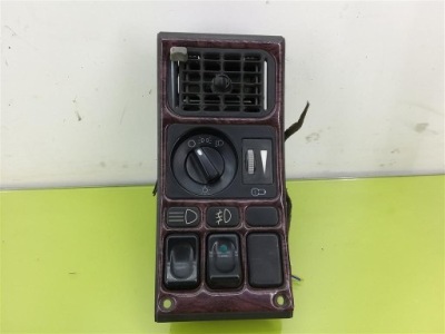 Панель кнопок scania 360687 371389 фото №1