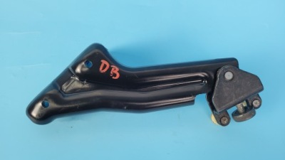 Fiat scudo iii направляющая роликовая дверь боковых 9847162480 фото №1