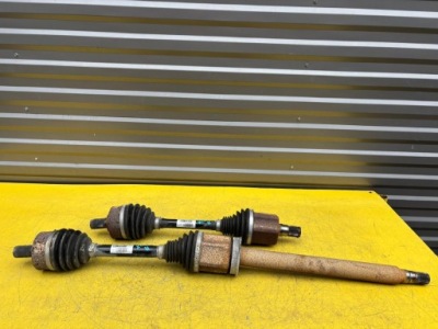 Volvo xc60 2 приводной вал левая правая перед 31437938 31437937 фото №1