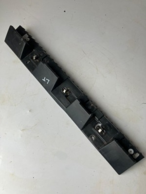 Кронштейн накладки порога левый задний megane v e-tech фото №1