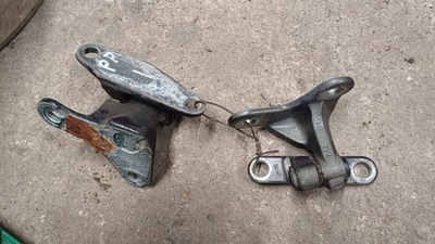 Mitsubishi colt 04-12 петля двері правий передній фото №1