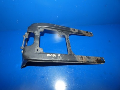 Mercedes ml w164 pas передній кронштейн кронштейн фото №1
