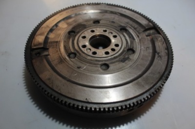 Колесо маховик citroen c4 grand picasso ii 2.0hdi фото №1