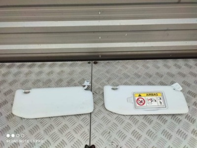 Peugeot 208 сонцезахисний козирок перед eu. 12- фото №1