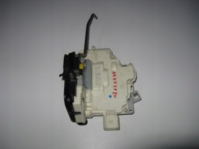 Замок правый перед audi a4 b7 8e0837016aa фото №1