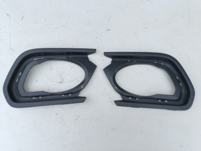 Dacia sandero рамка решітка бампера права ліва перед 261a36451r 261a28671r фото №1