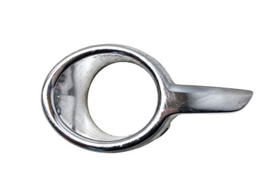 Рамка протитуманної фари ліва 9673233377 peugeot 208 фото №1