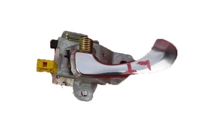 Ручка внутренняя левая задняя mitsubishi space star фото №1