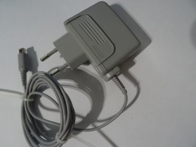 Oryginalna Ładowarka NINTENDO Power Supply WAP-002(EUR) 4.6V 900mA