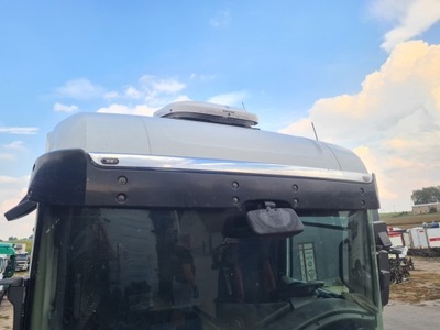 Накладка захист сонцезахисна renault magnum dxi lift оригінал фото №1