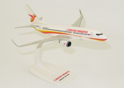 Model samolotu Boeing 737-700 Surinam Airways