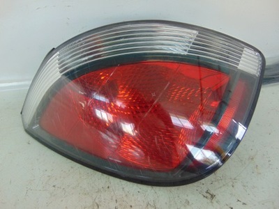 Kia rio лампа задня права / подряпаний скло фари фото №1