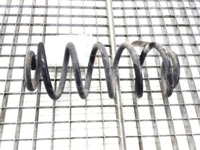 Пружина задня vw golf vii хетчбек 5qm511115ab фото №1