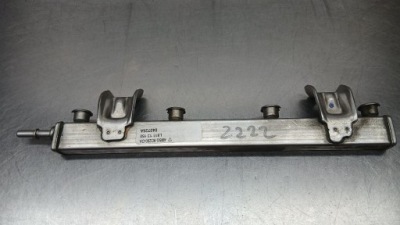 Молдинг упорскування ford focus mk2 2.0b 04-08r 4m5g-9d280-da фото №1