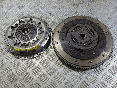 Зчеплення комплект skoda fabia 1 030105271d фото №1