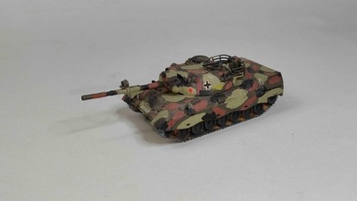 Leopard 1 1/72 model sklejony