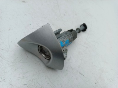 Вкладыш замка kia ceed 2 европа левое  перед дверь 2012-2017 фото №1