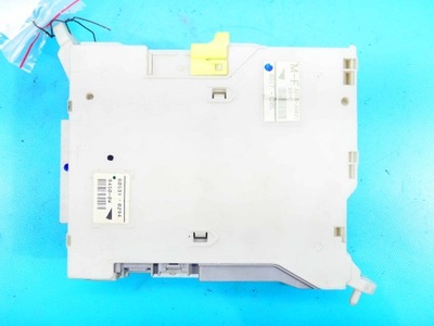 Блок керування модуль lexus оригінальний номер 82730-30631 фото №1