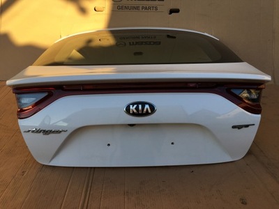 KIA STINGER GT TAPA DE MALETERO PARTE TRASERA COMPUESTA BLANCA PERLA BUEN ESTADO  