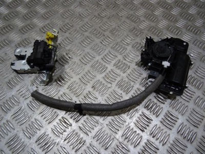 Audi e-tron sportback замок доводчик кришки 4m0827506d фото №1