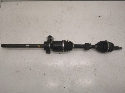 Приводной вал правая kia sorento iii 49560-c5080 фото №1