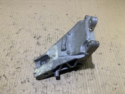 Кронштейн двигателя mercedes cls c218 5.5 m157 фото №1